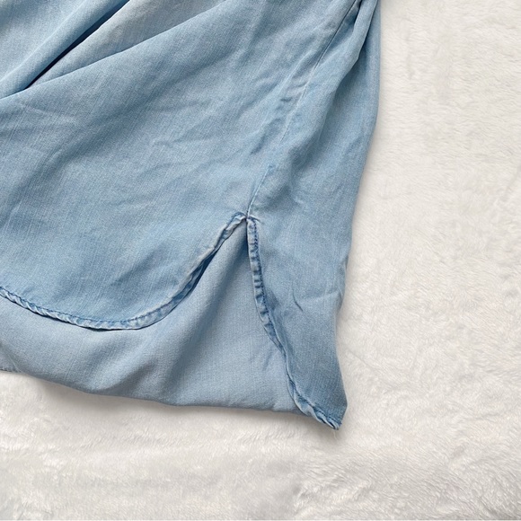 Off Shoulder Tied Sleeve Chambray Top - Picture 6 of 10